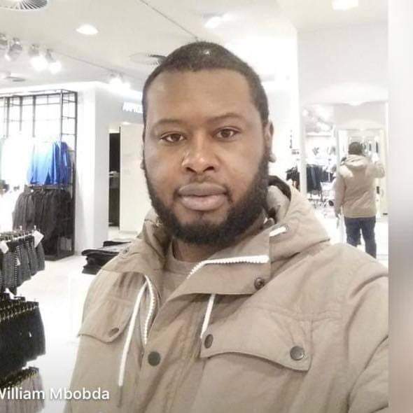 Tonou- Mbobda ist nach den Angriffen von Sicherheitsbeamten der UKE gestorben!